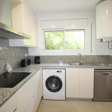 V. Fane Esq - Casa Con Jardin Y Vista Mar En Acabada De Reformar - Es-228-10