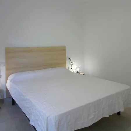 V. Fane Esq - Casa Con Jardin Y Vista Mar En Acabada De Reformar - Es-228-10 * Llança